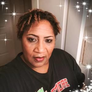 Meet your Posher, Yolonda